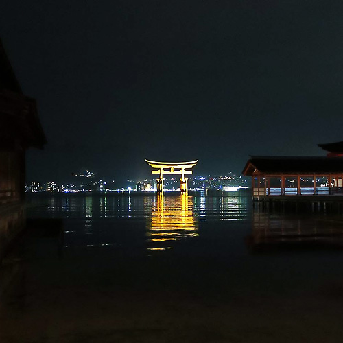 10月22日は広島へ行こう 月夜の能楽 友枝昭世 厳島神社 観月能 Maison De Omata